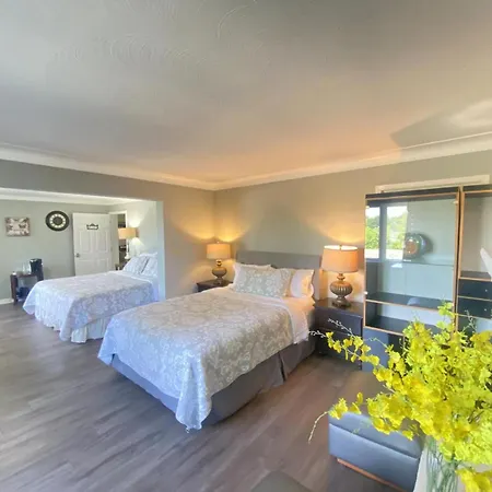 Butterfly Manor Bed & Breakfast Niagara Falls Exterior photo