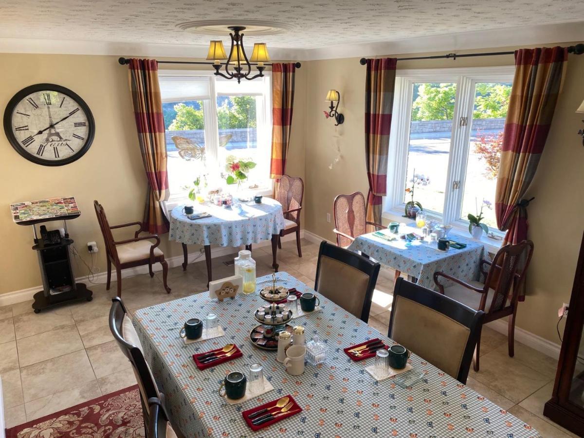 Butterfly Manor Bed & Breakfast 4*